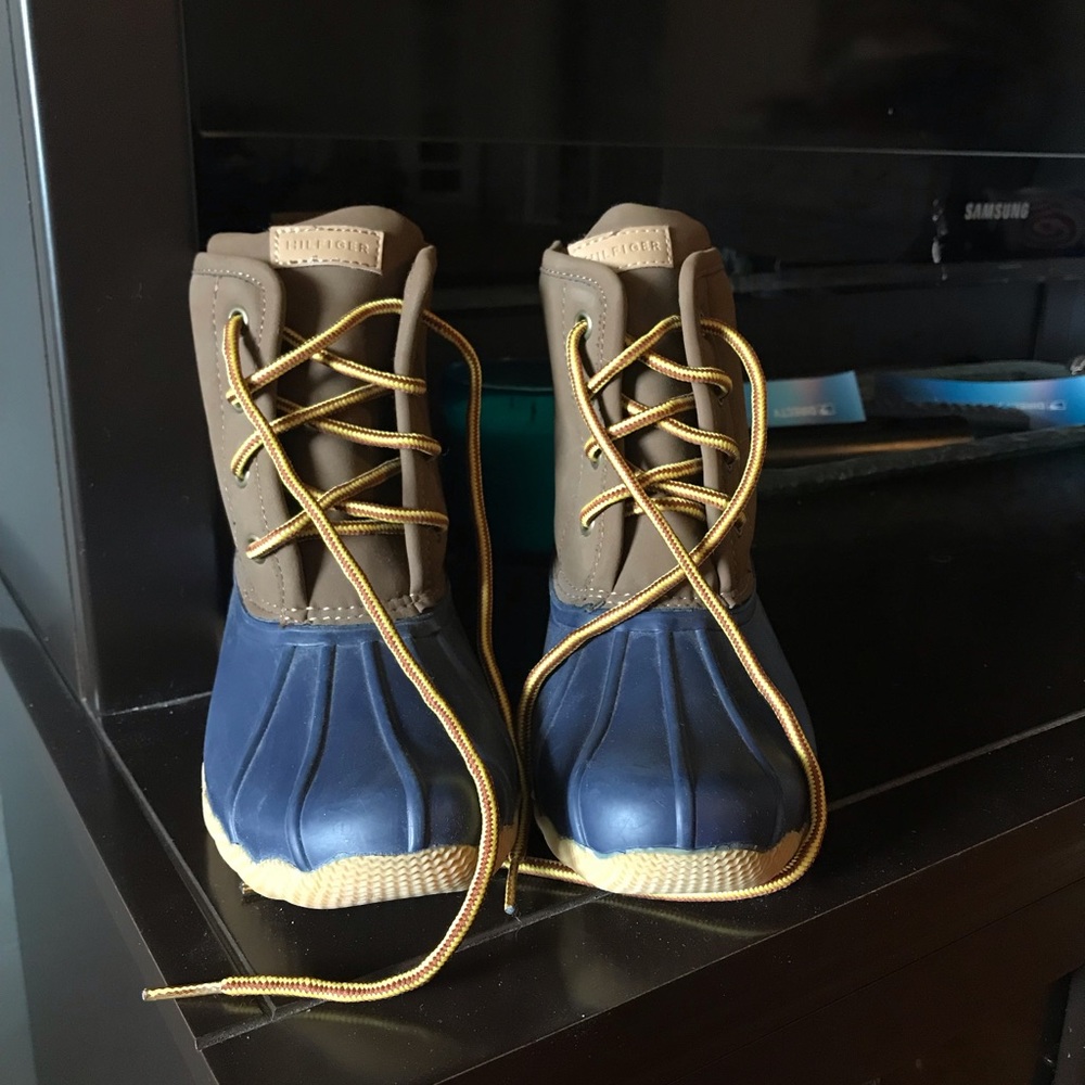 Boy’s Hilfiger Duck boots